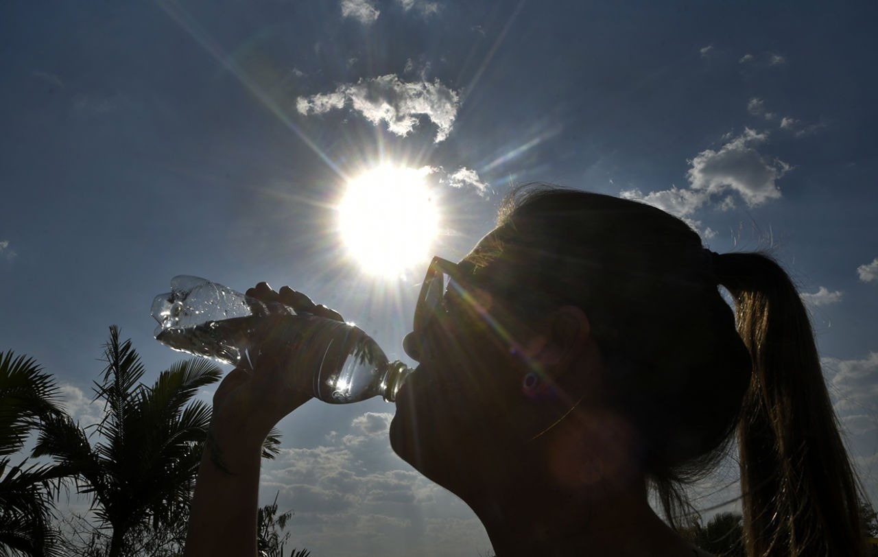 Terceira onda de calor no país começa nesta segunda (17)