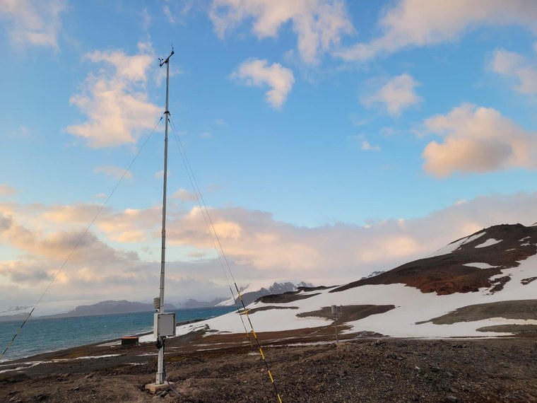 Estação meteorológica automática é reativada na Antártica com apoio do INMET